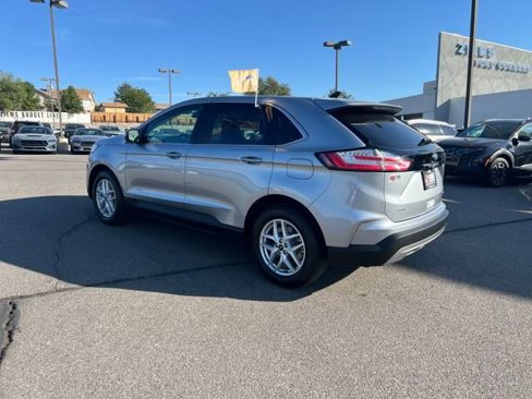 Certified 2024 Ford Edge SEL w/ Convenience Package image 3