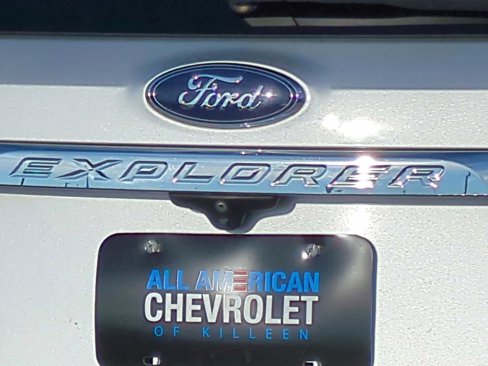 Used 2017 Ford Explorer XLT w/ Equipment Group 202A image 31