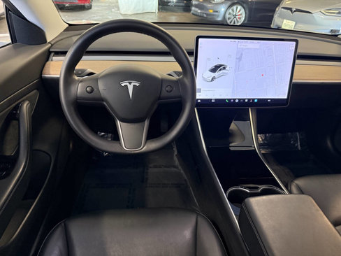 Used 2020 Tesla Model 3 Standard Range Plus image 23