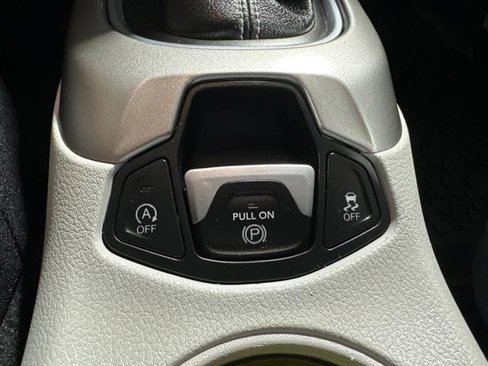 Used 2019 Jeep Compass Latitude w/ Popular Equipment Group image 28