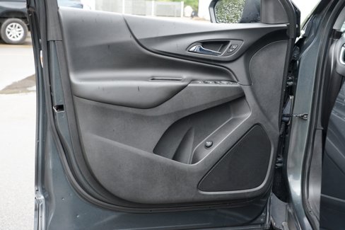 Used 2018 Chevrolet Equinox LT image 14