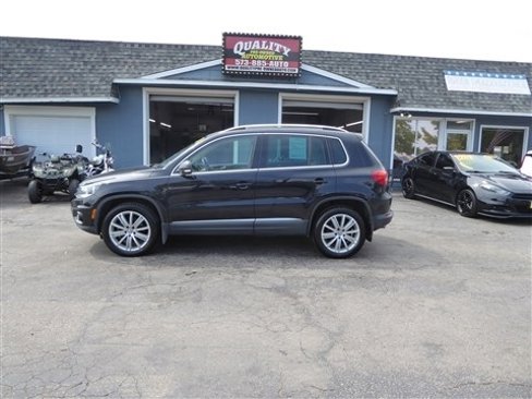Used 2015 Volkswagen Tiguan SE image 1
