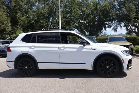 Used 2021 Volkswagen Tiguan SE R-Line image 9