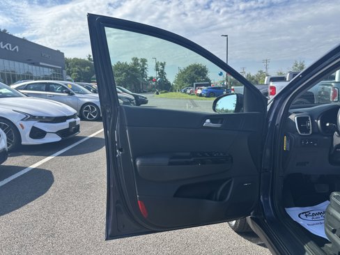 Used 2021 Kia Sportage EX w/ EX Technology Package image 10