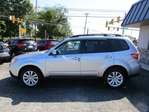 Used 2012 Subaru Forester 2.5X Premium w/ Popular Pkg 3 image 5