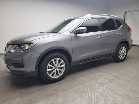 Used 2019 Nissan Rogue SV image 2