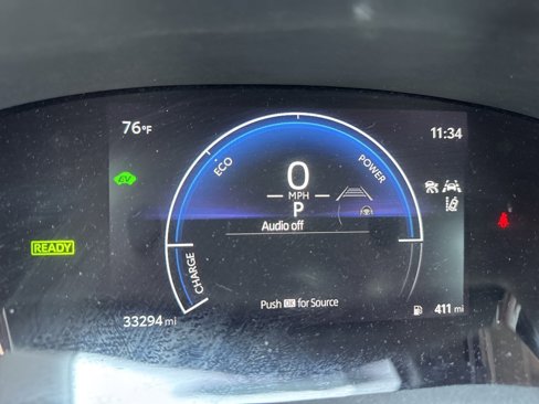 Used 2025 Toyota Camry LE image 31