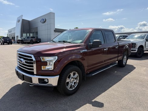 Used 2016 Ford F150 4x4 SuperCrew image 2