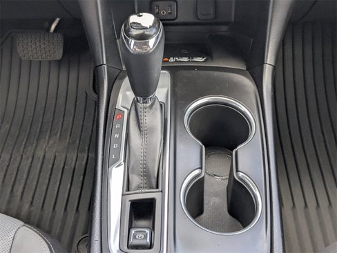 Used 2018 Chevrolet Equinox Premier image 16