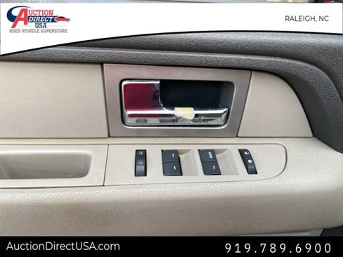 Used 2010 Ford F150 XLT image 26