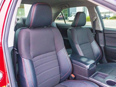 Used 2017 Toyota Camry SE image 8