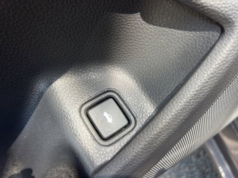 Used 2022 Honda Accord LX image 22