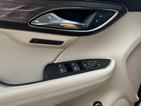 Used 2023 Buick Envision Avenir image 25
