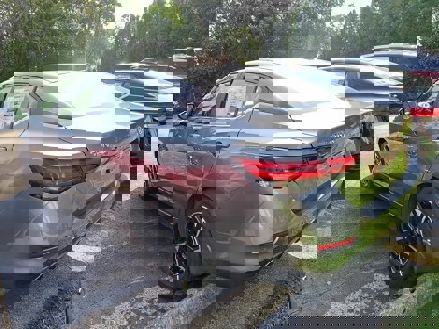 New 2025 Nissan Sentra SV image 3