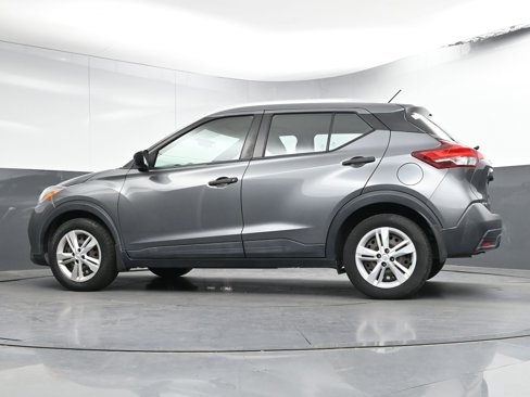Used 2019 Nissan Kicks S image 24