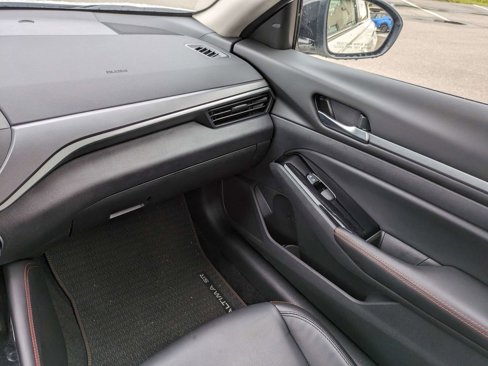 Used 2024 Nissan Altima 2.5 SR image 15