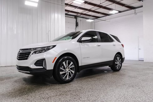 Used 2022 Chevrolet Equinox LT image 3