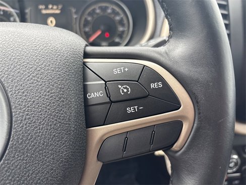 Used 2014 Jeep Cherokee Latitude image 20