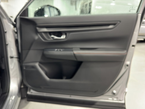 Used 2025 Honda CR-V Sport image 21