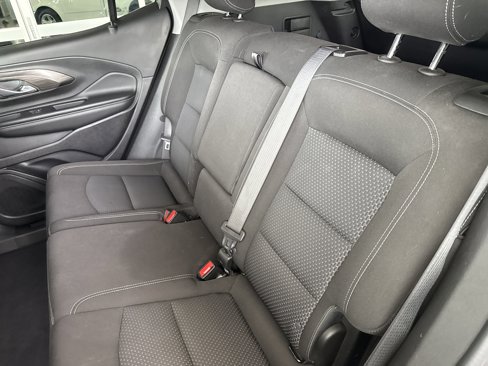 Used 2024 GMC Terrain SLE image 11