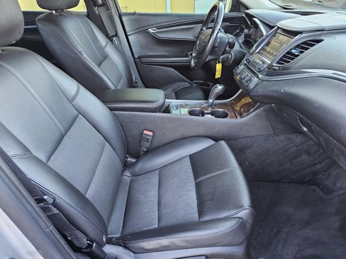 Used 2015 Chevrolet Impala LT image 15