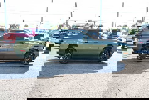 Used 2023 Dodge Challenger SXT image 6