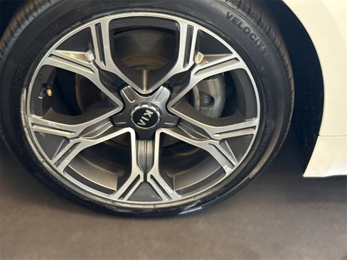 Used 2020 Kia Stinger GT-Line image 15