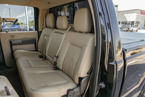 Used 2011 Ford F250 Lariat w/ Lariat Interior Pkg image 44