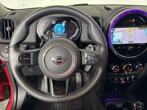 Certified 2024 MINI Cooper Countryman S image 17