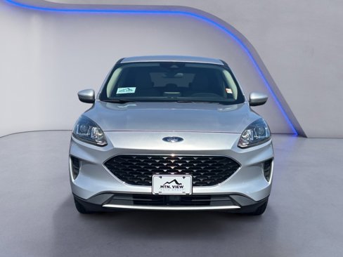 Used 2020 Ford Escape SE image 9