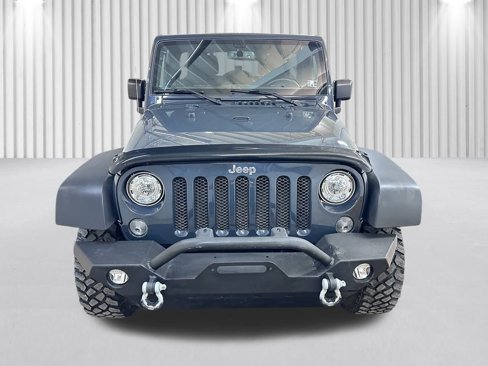 Used 2017 Jeep Wrangler Unlimited Rubicon w/ Connectivity Group image 13