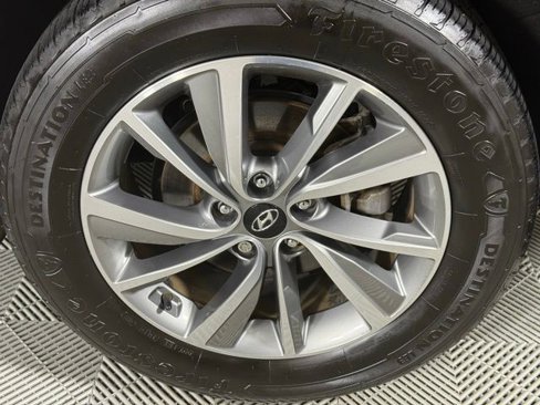 Used 2020 Hyundai Santa Fe SEL w/ Convenience Package image 13