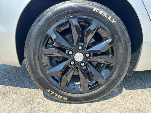 Used 2019 Chevrolet Impala LT image 32