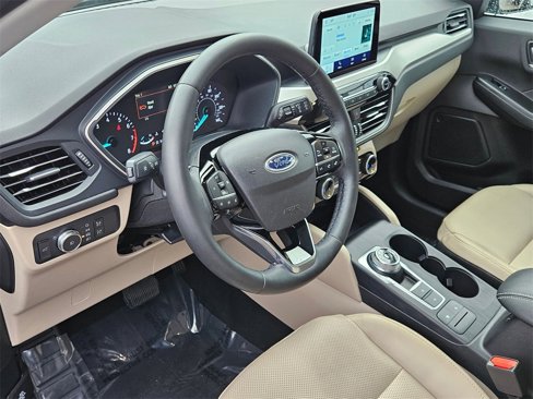 Used 2022 Ford Escape SEL image 11