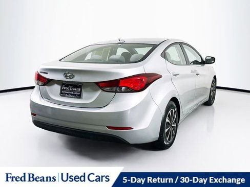 Used 2016 Hyundai Elantra SE image 8