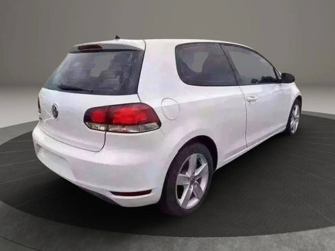 Used 2013 Volkswagen Golf 2-Door image 9