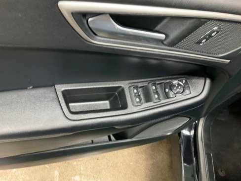 Used 2022 Ford Edge SEL w/ Convenience Package image 8