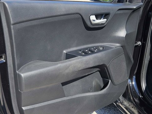 Used 2020 Kia Rio S image 16