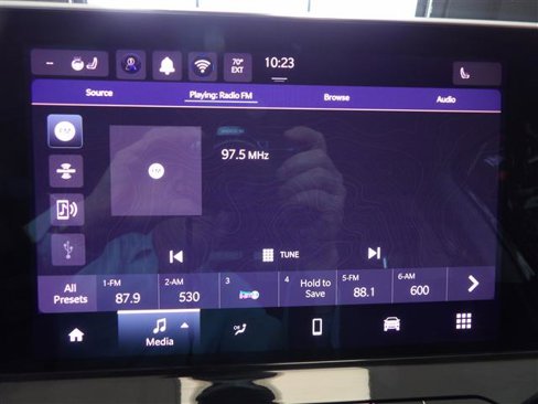 Used 2022 Jeep Compass Latitude image 35