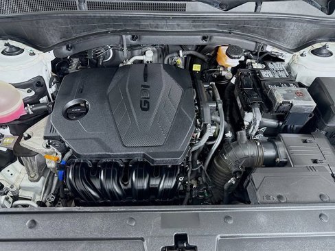 Used 2023 Hyundai Santa Fe SEL image 29