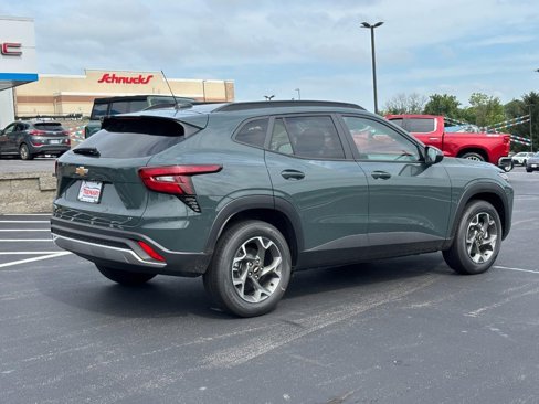 New 2025 Chevrolet Trax LT w/ Sunroof Package image 27