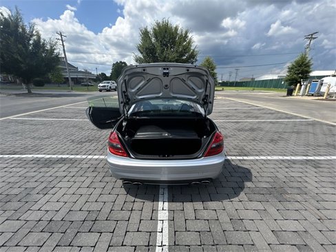 Used 2006 Mercedes-Benz SLK 55 AMG image 34