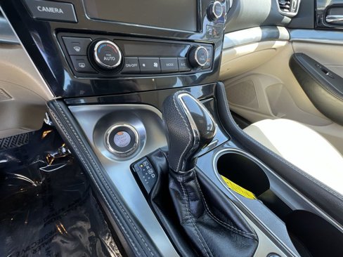 Used 2020 Nissan Maxima 3.5 SV w/ Floor Mat Group image 16