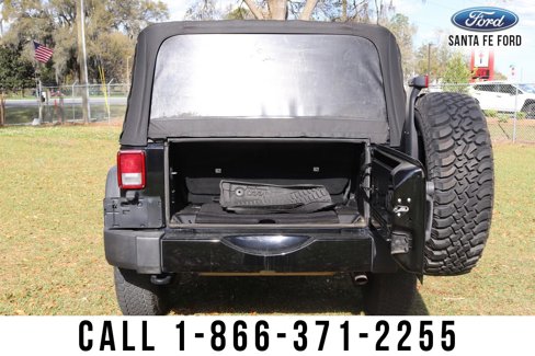 Used 2017 Jeep Wrangler Sport image 38