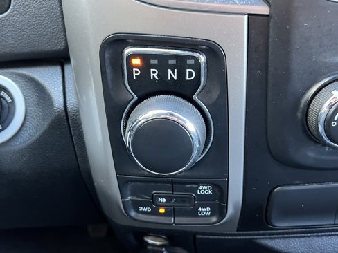 Used 2016 RAM 1500 Classic SLT image 28