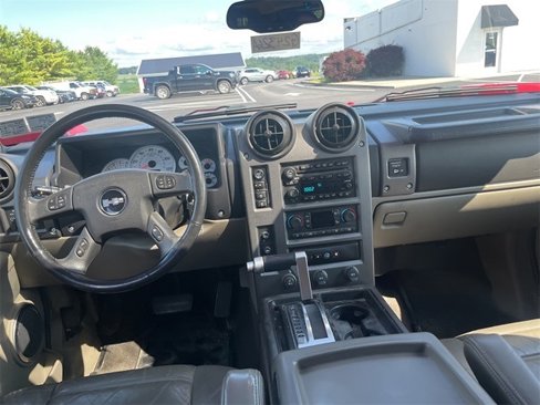 Used 2004 HUMMER H2 image 12