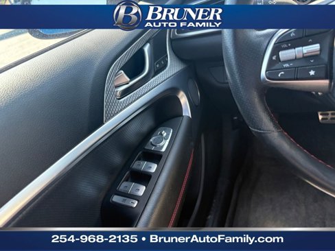 Used 2023 Genesis G70 2.0T w/ Sport Prestige Package image 19