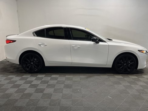 Used 2022 MAZDA MAZDA3 s image 4
