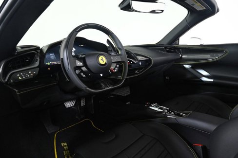 Certified 2024 Ferrari SF90 Spider image 3