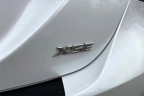 Used 2019 Toyota Camry XSE image 8